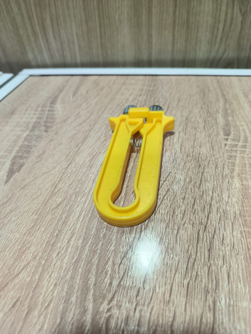Beekeeping Wire Tensioner – Tighten Frame Wires Easily