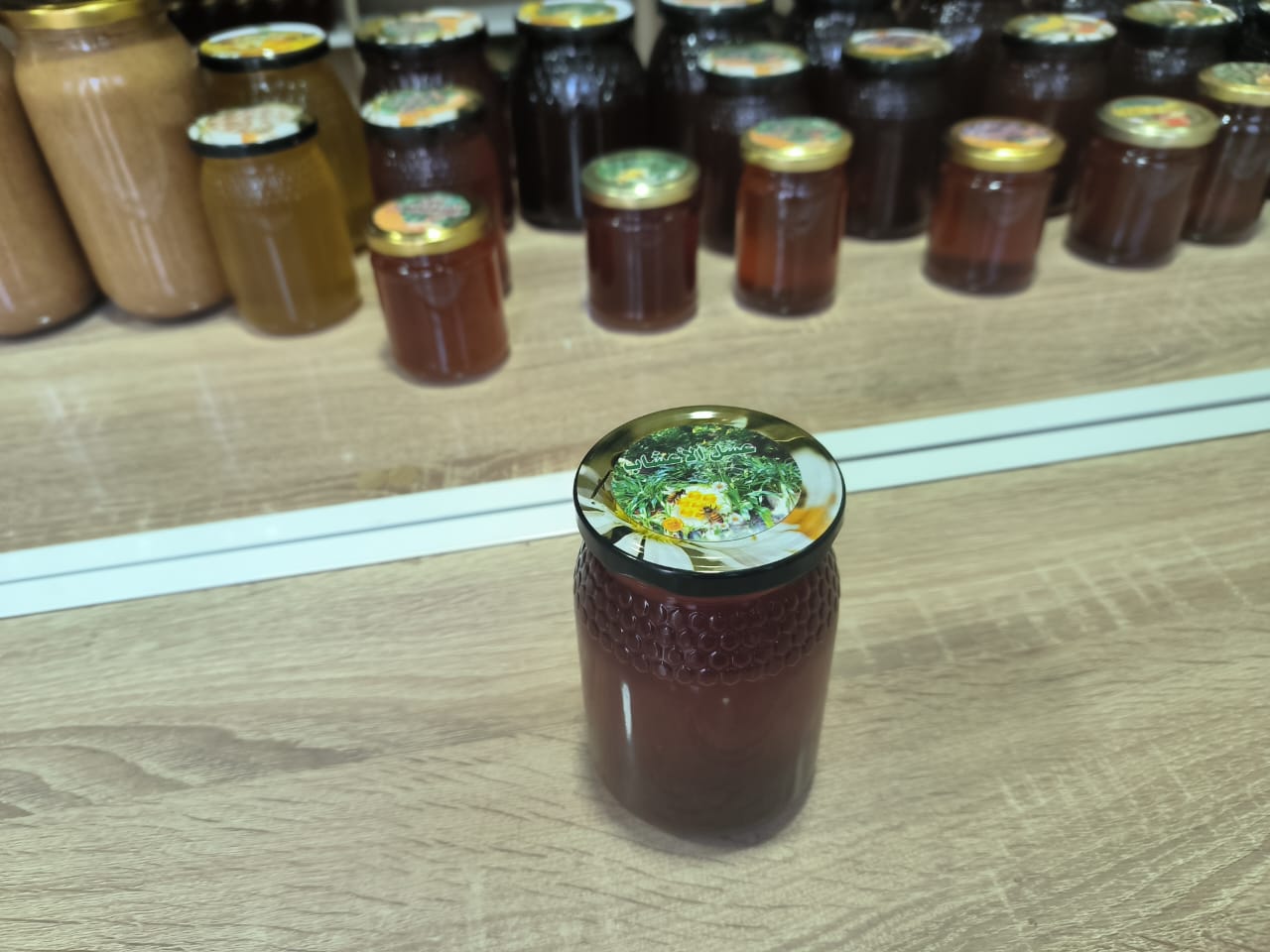 Wild Aachab Honey – Rich Flavor & Health Benefits